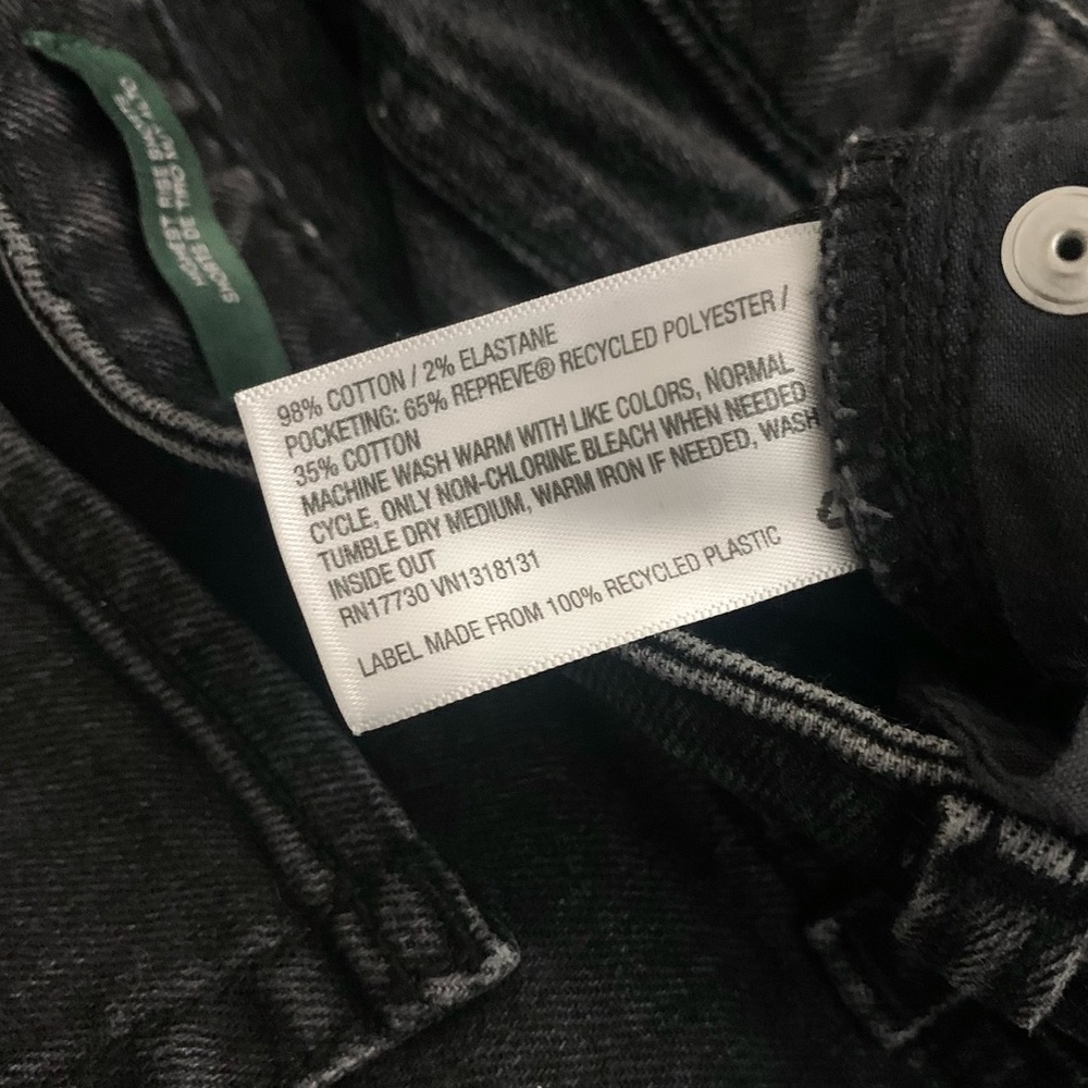 ❌SOLD❌ Wild Fable Highest Rise Black Jean Shorts Cuffed Denim Plain Size 10 30R - Picture 8 of 10